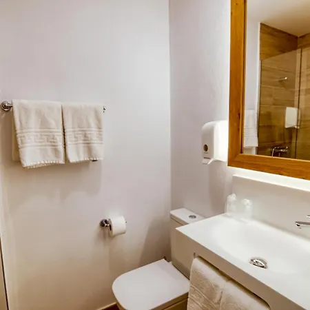 La Isla Guest house *