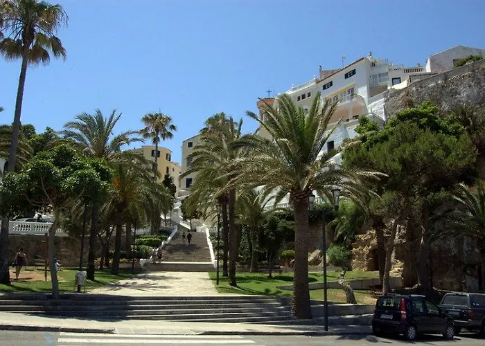 La Isla Gasthuis Mahón