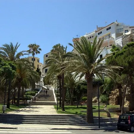 La Isla Gasthof Maó