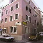 La Isla بيت ضيافة *
