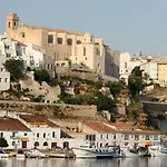 La Isla * ماهون