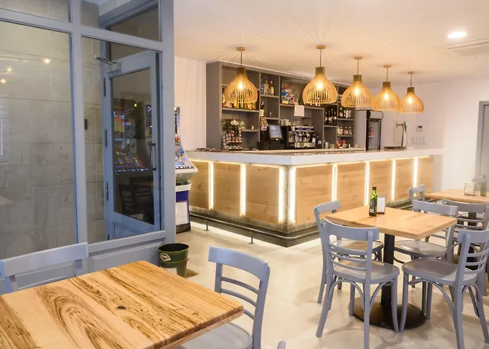 岛屿旅馆 * 马翁